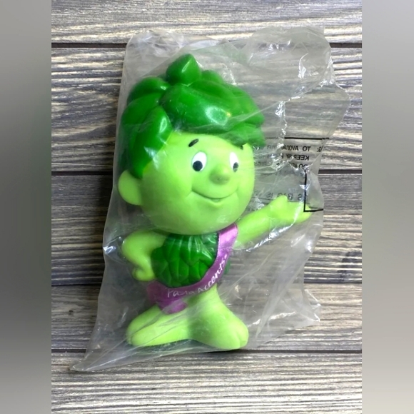 Vintage Green Giant Vegetables 1999 Sprout Pasta Accents Ribbon Plastic Toy - Picture 1 of 7